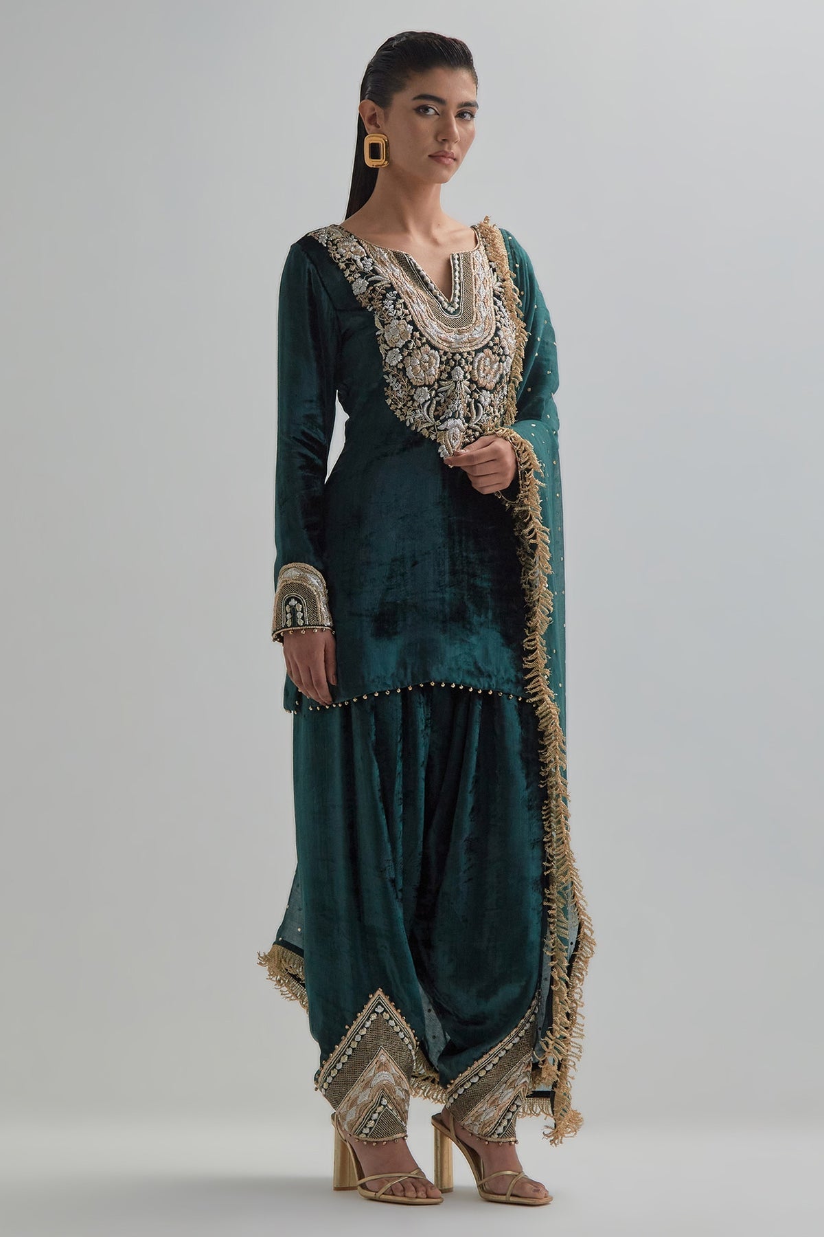 Ziba Emerald Green Velvet Embroidered Kurta With Farshi Salwar And Mukaish Silkmul Dupatta