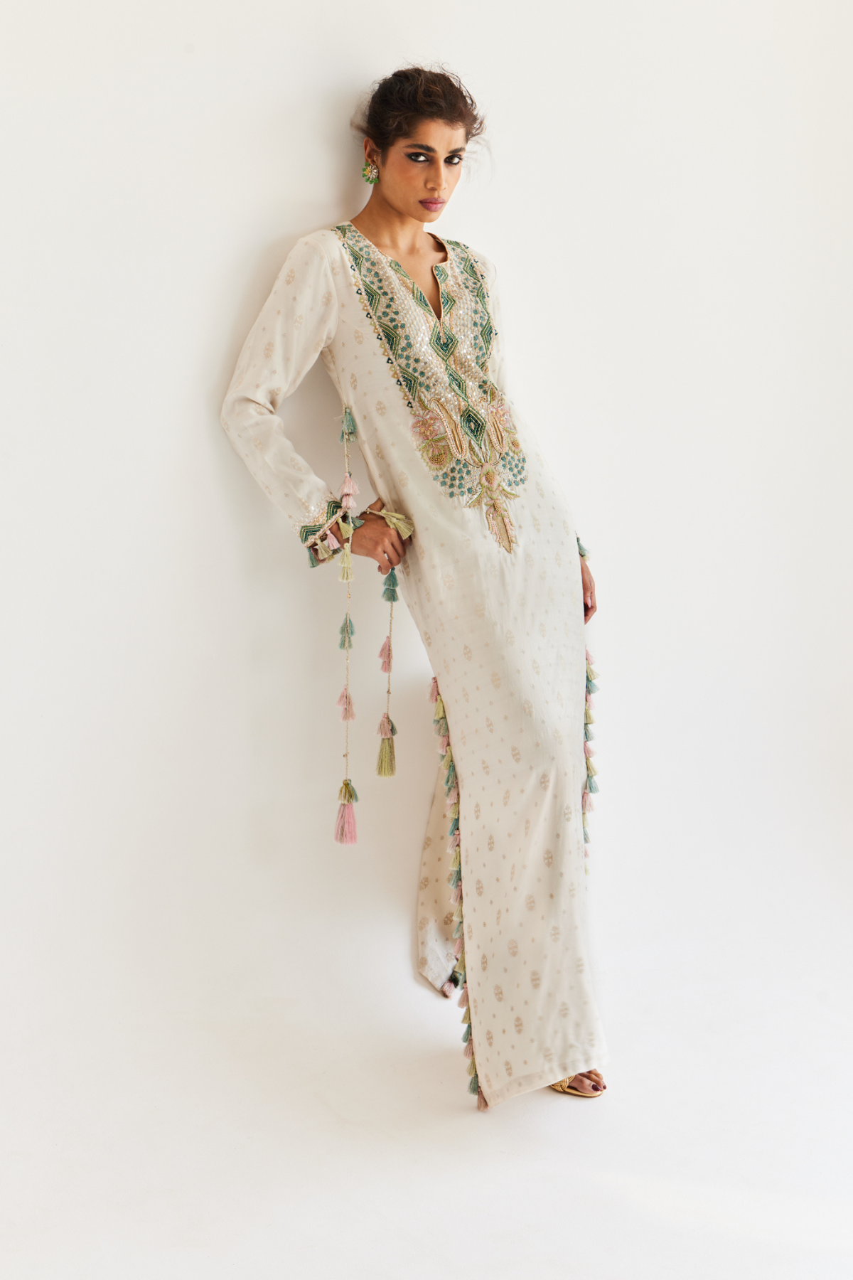 Saira Off-White Chiniya Silk Embroidered Yoke Beyza Kaftan