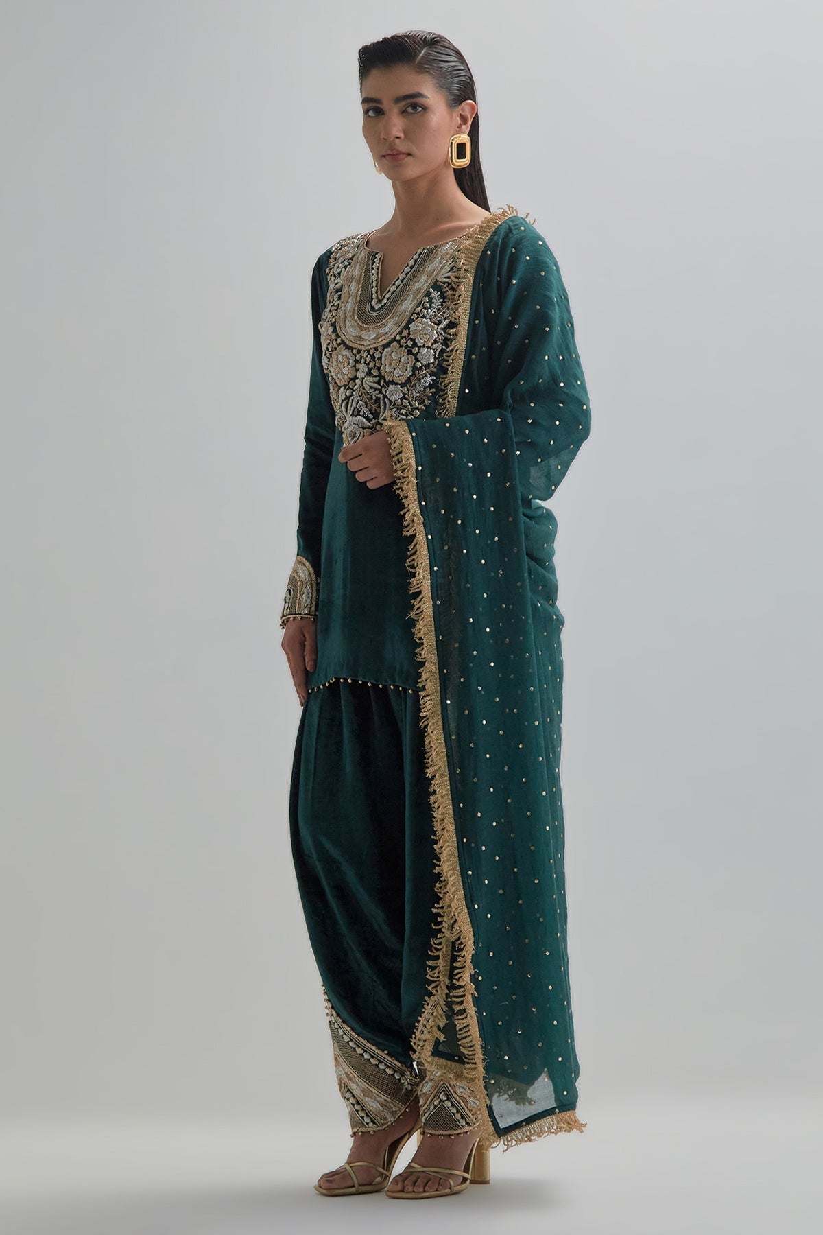 Ziba Emerald Green Velvet Embroidered Kurta With Farshi Salwar And Mukaish Silkmul Dupatta
