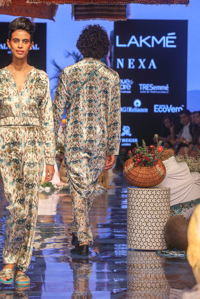 Aziz White Printed Velvet Kurta and Silkmul Churidar
