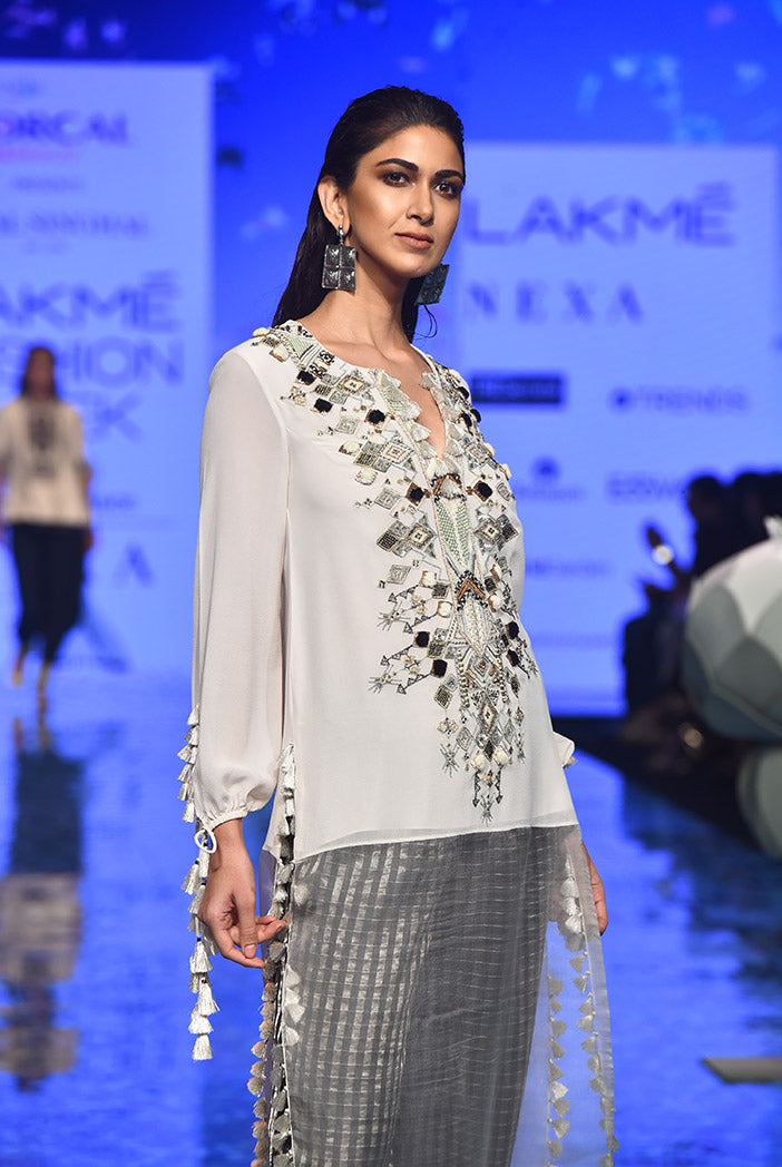 Anosh Chalk White Georgette Kaftan Tunic and Black Chanderi Stripe Jogger Pant
