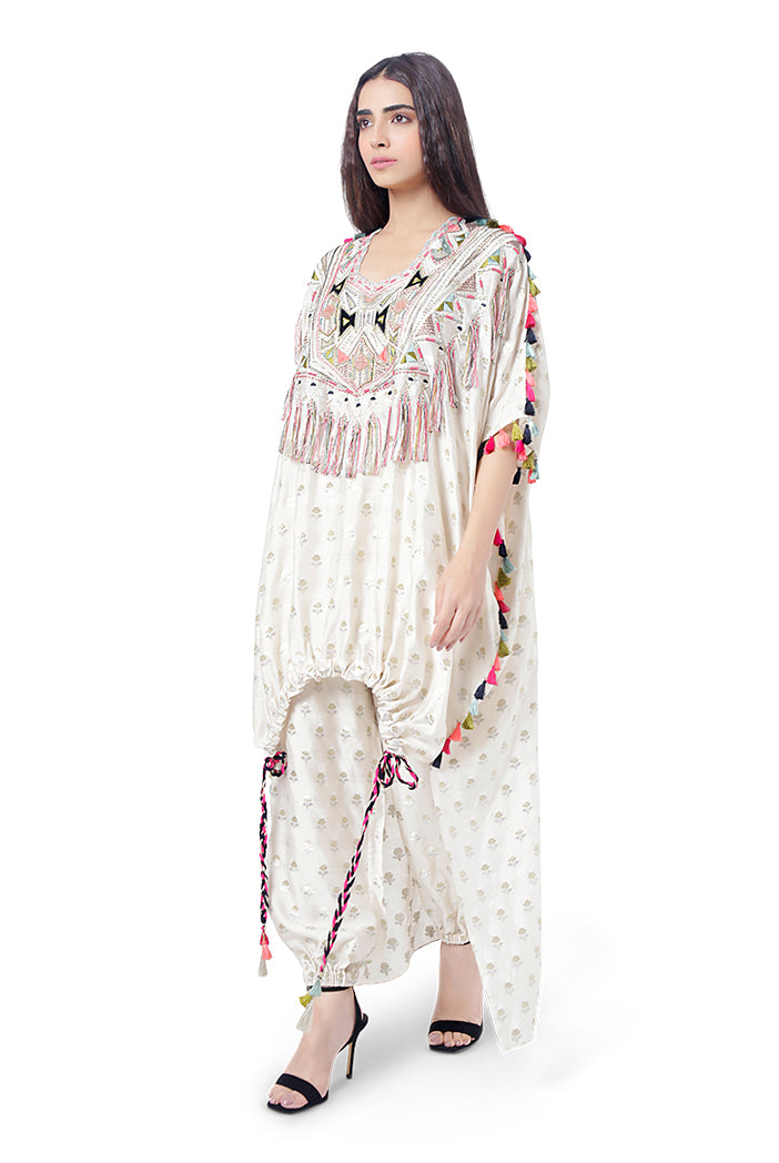 Duha Chalk White Colour Floral Brocade Yoke Embroidered Kaftan with Drawstring Details and Jogger Pant