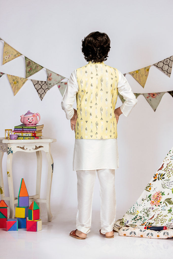 Yellow Printed Silkmul Bandi with Off white Cotton Silk Kurta and Off white Cotton Silk Churidar