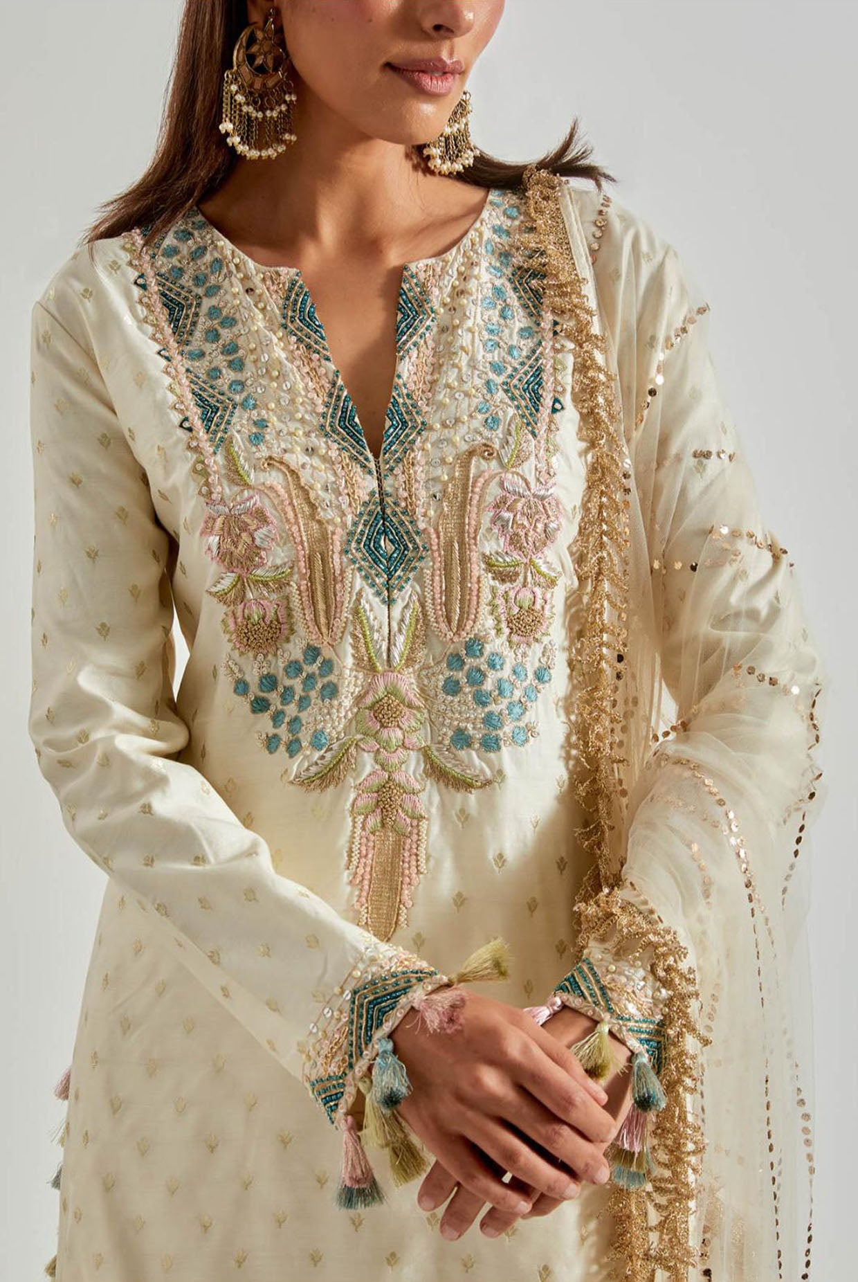 Off-White Chiniya Silk Kurta with Jogger Pants & Net Dupatta