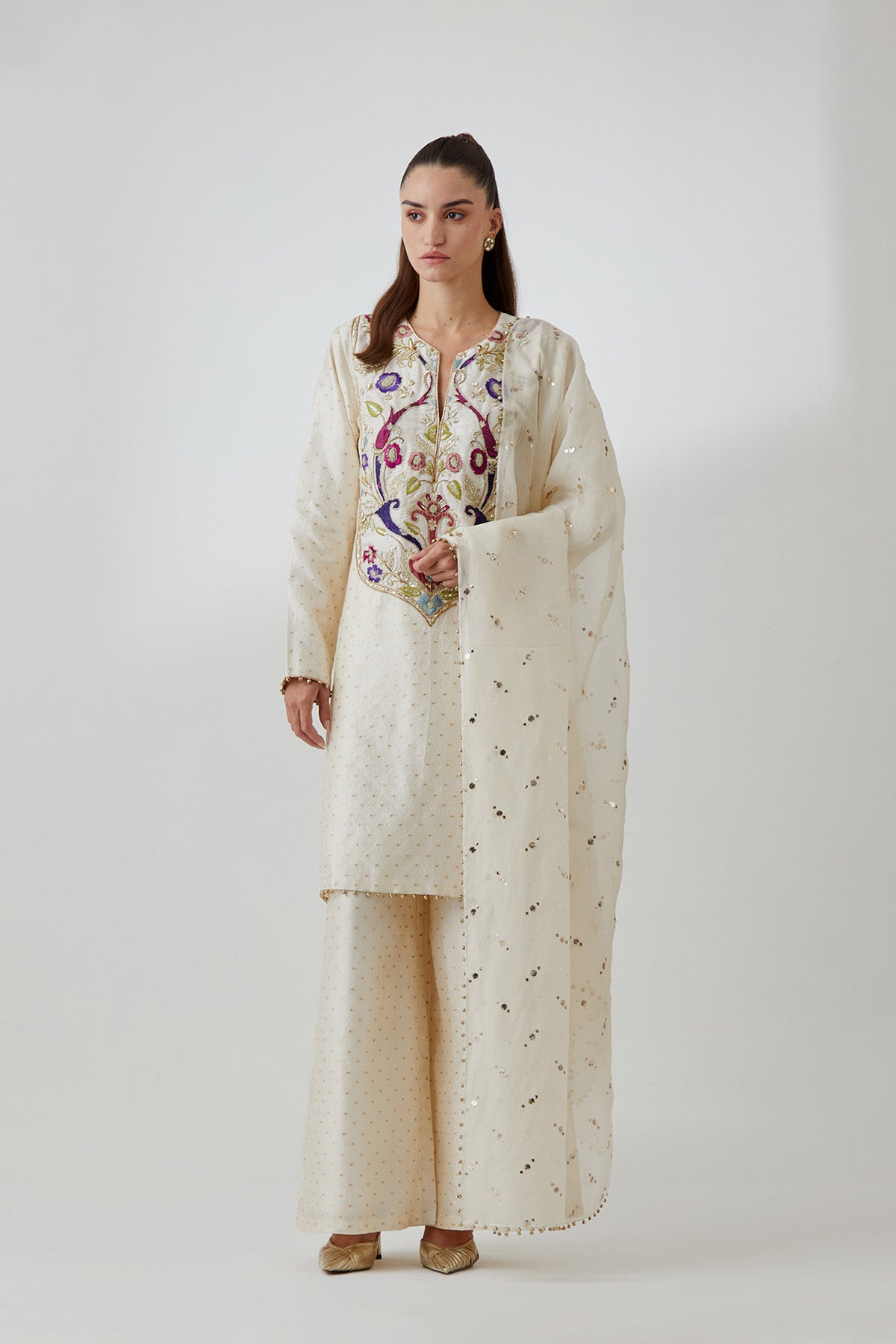 Off-White Banarasi Embroidered Kurta With Palazzo And Mukaish Organza Dupatta