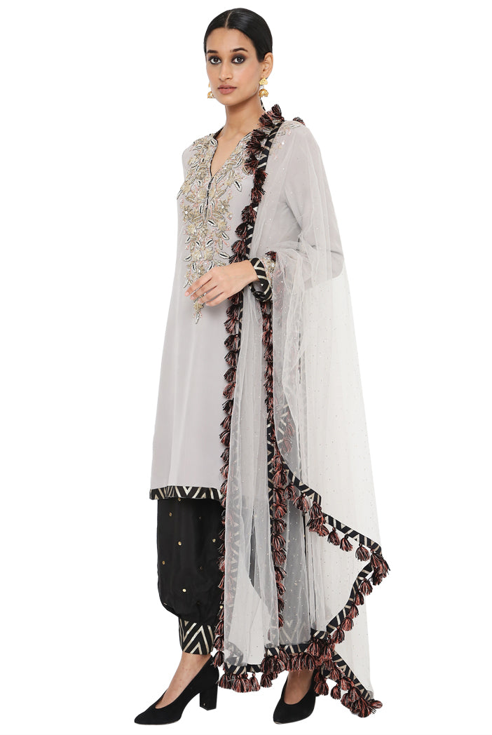 Nyla Grey Colour Embroidered Kurta With Black Colour Jogger Salwar And Grey Colour Dupatta