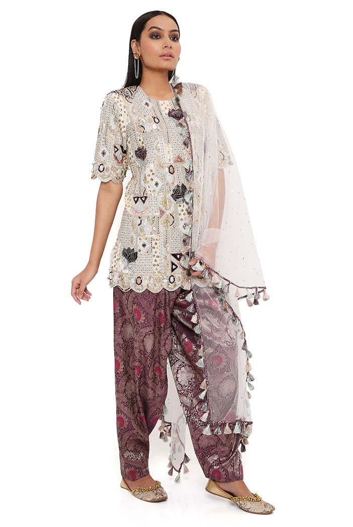 Off White Georgette Embroidered Kurta With Purple Brocade Salwar And Off White Mukaish Net Dupatta