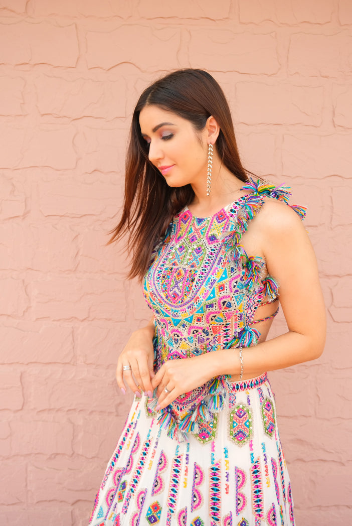 Off White Georgette Embroidered Choli And Lehenga