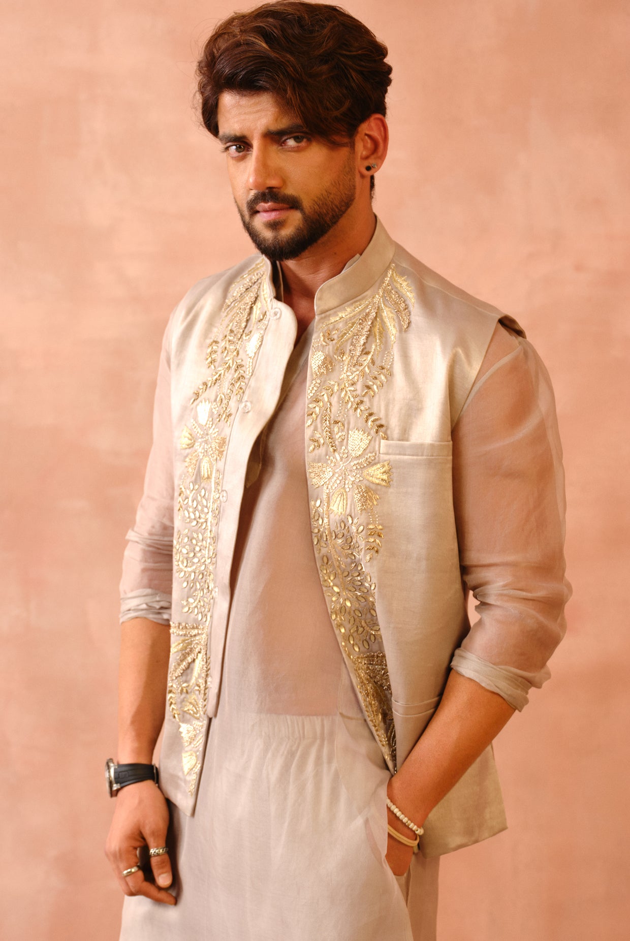 Grey Bagh Embroidered Bandi With Kurta And Jogger Pant