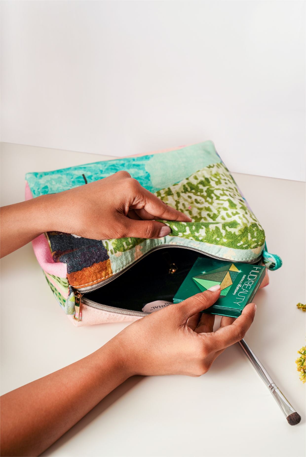 Tropical Print Canvas Small, Medium And Large Vanity Kit Set