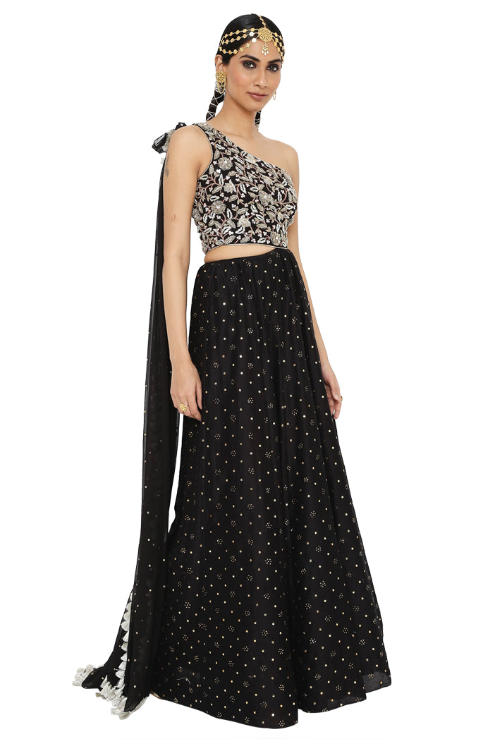 Dua Black Colour Embroidered One Shoulder Gown
