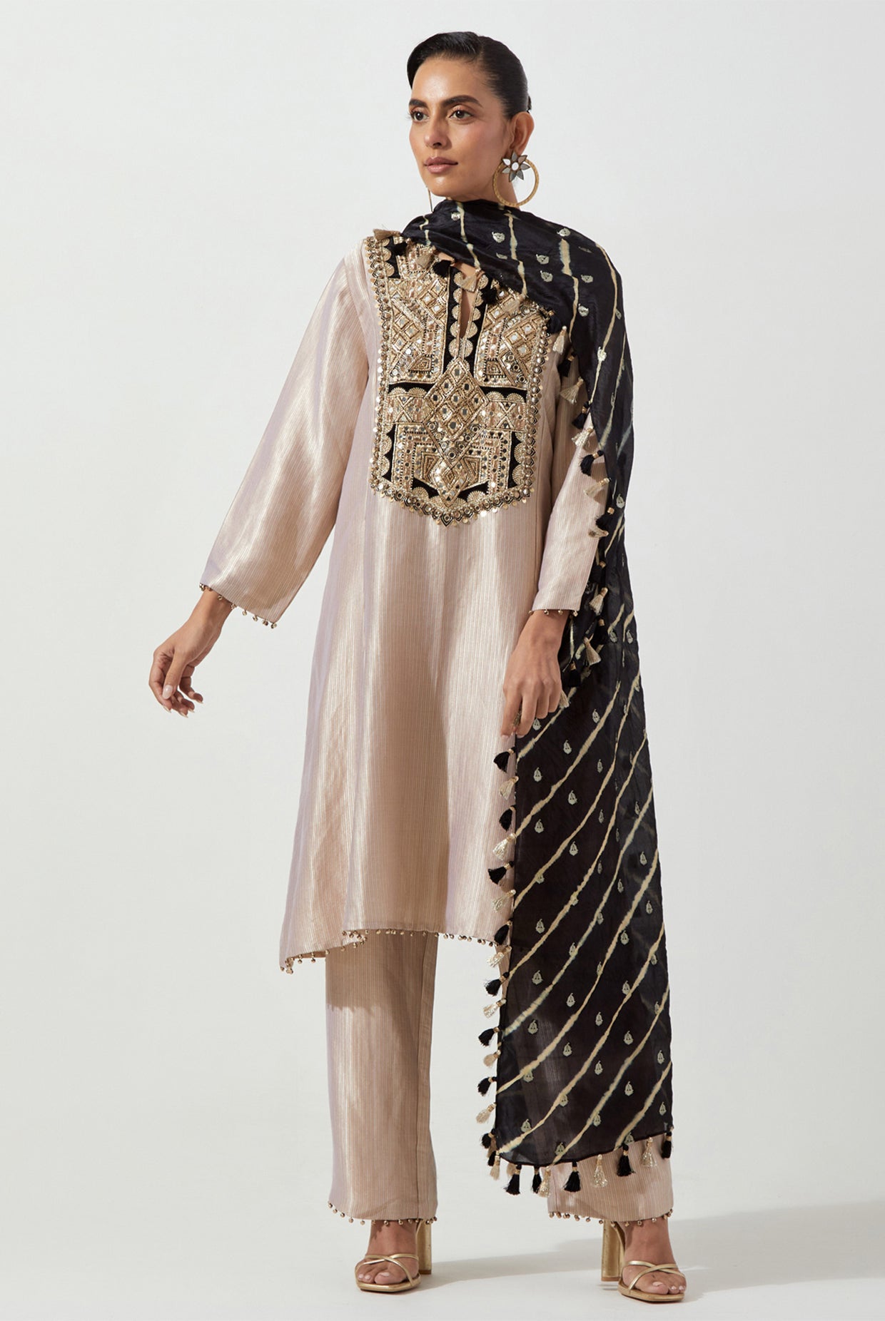 GOLD DOLA SILK KURTA WITH PANTS & STRIPE DUPATTA