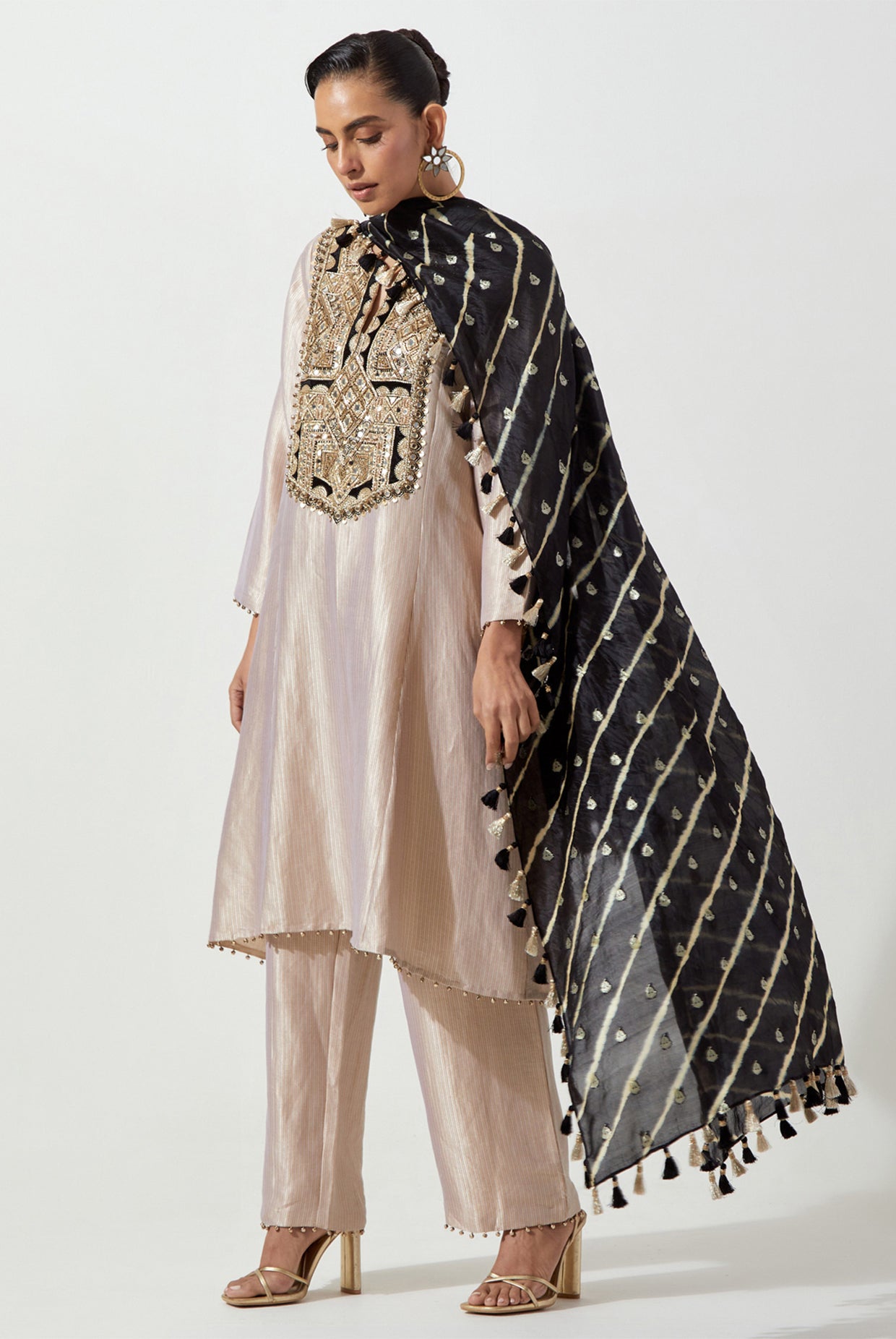 GOLD DOLA SILK KURTA WITH PANTS & STRIPE DUPATTA