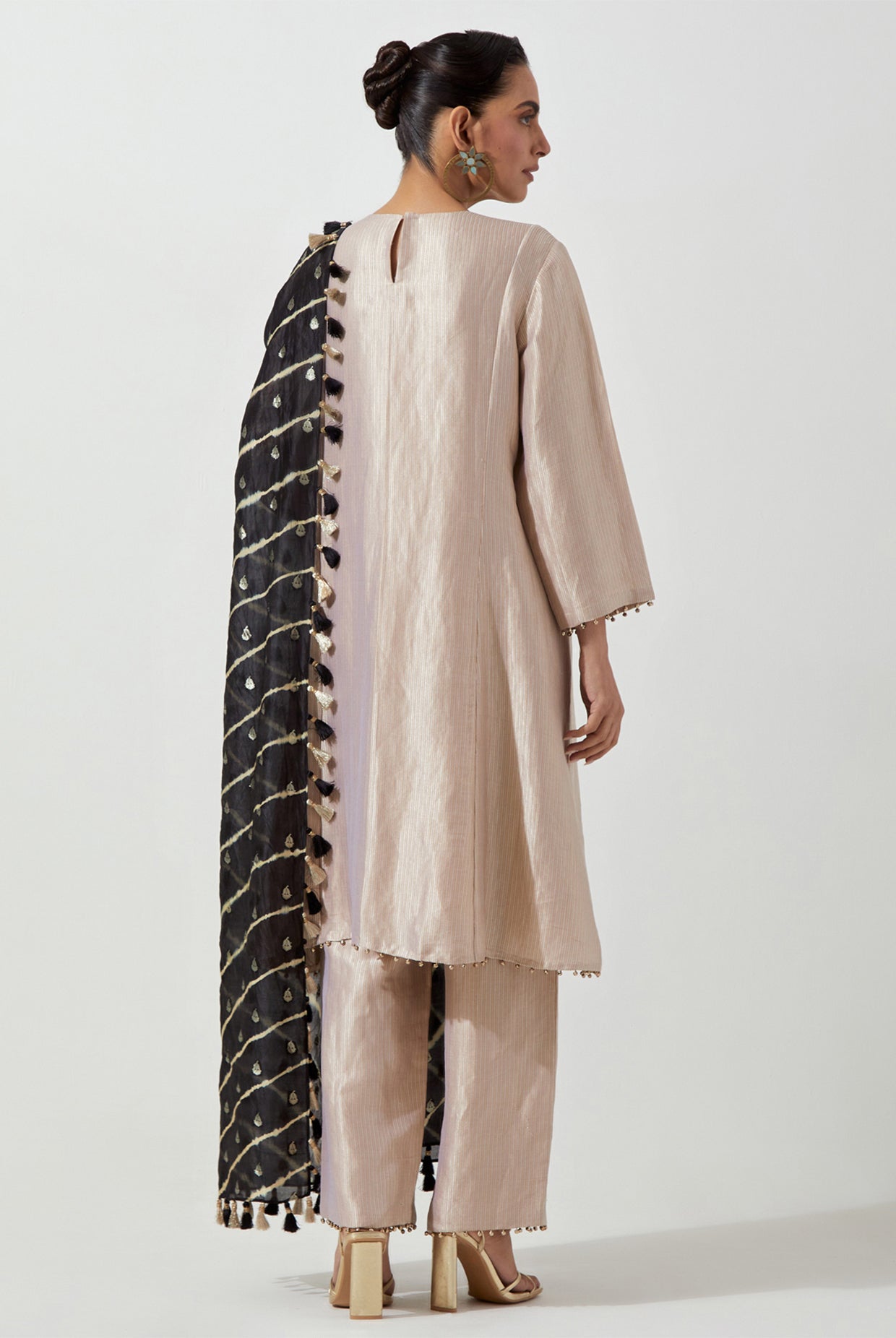 GOLD DOLA SILK KURTA WITH PANTS & STRIPE DUPATTA