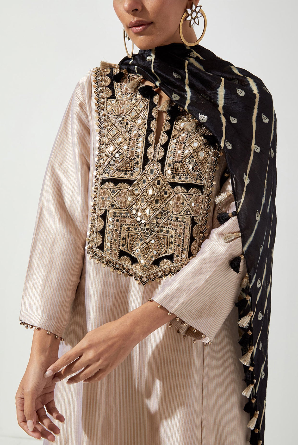 GOLD DOLA SILK KURTA WITH PANTS & STRIPE DUPATTA