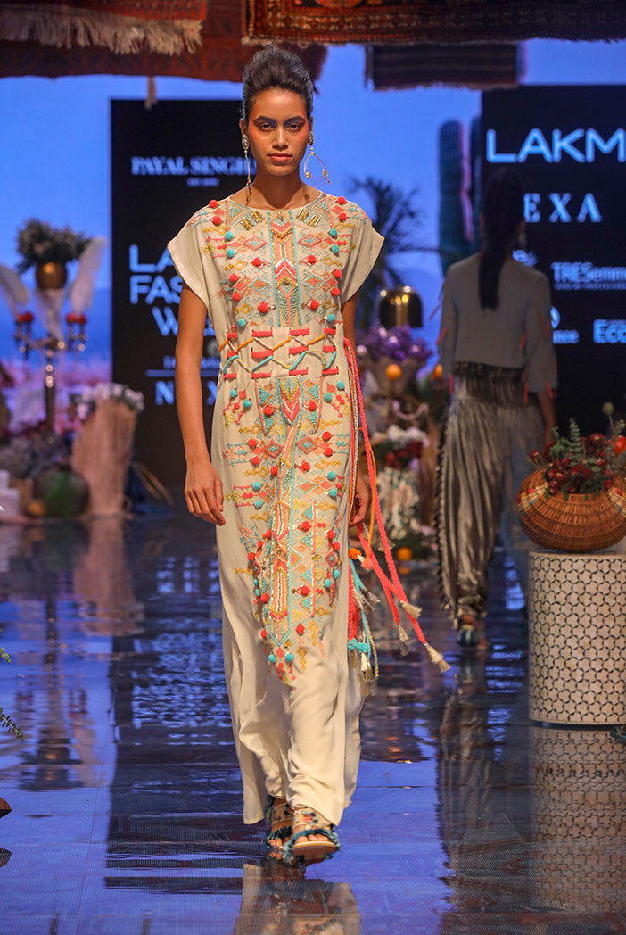 Maia Chalk White Georgette Kaftan