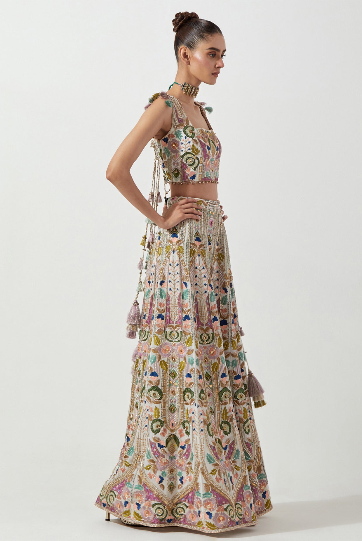 OFF WHITE EMBROIDERED CHOLI & SHARARA