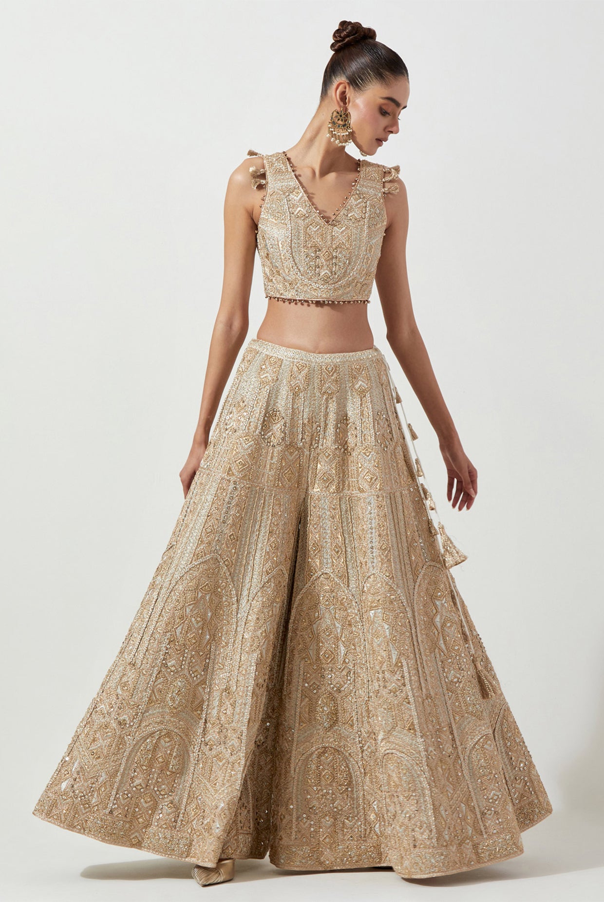 OFF WHITE EMBROIDERED CHOLI & SHARARA