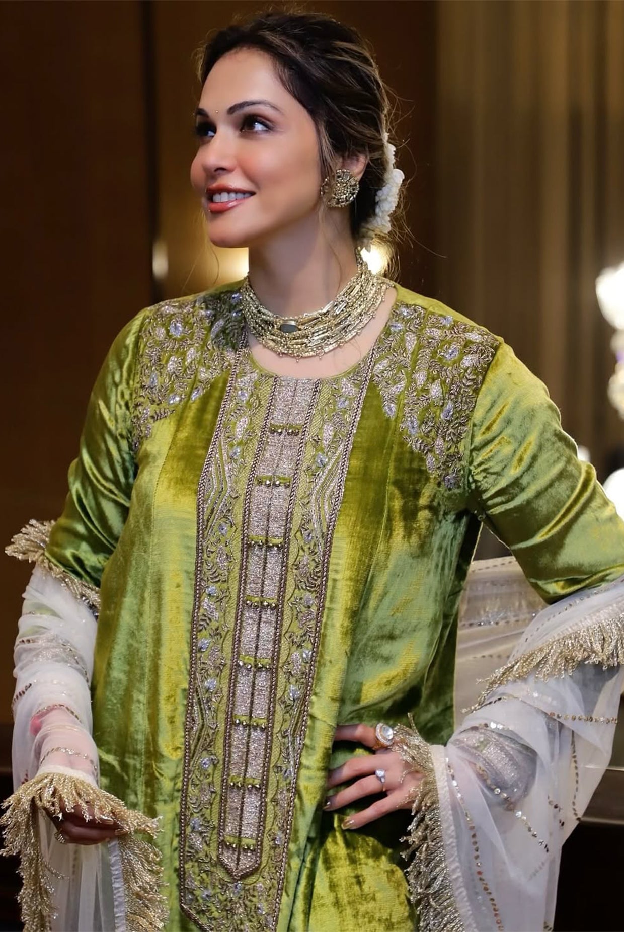OLIVE VELEVET EMBROIDERED KURTA AND CHURIDAR WITH NET DUPATTA