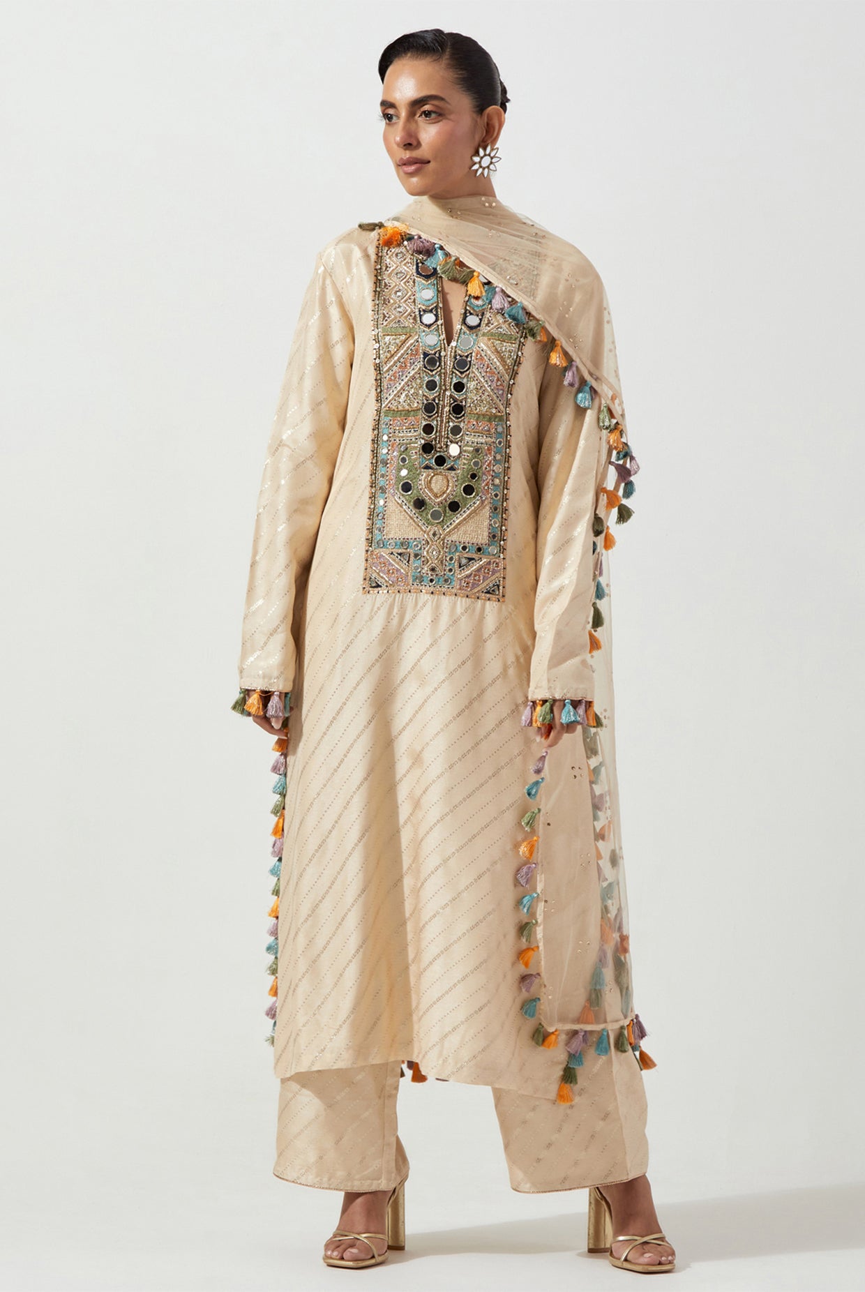 Stone Dola Silk Kurta With Pants & Net Dupatta