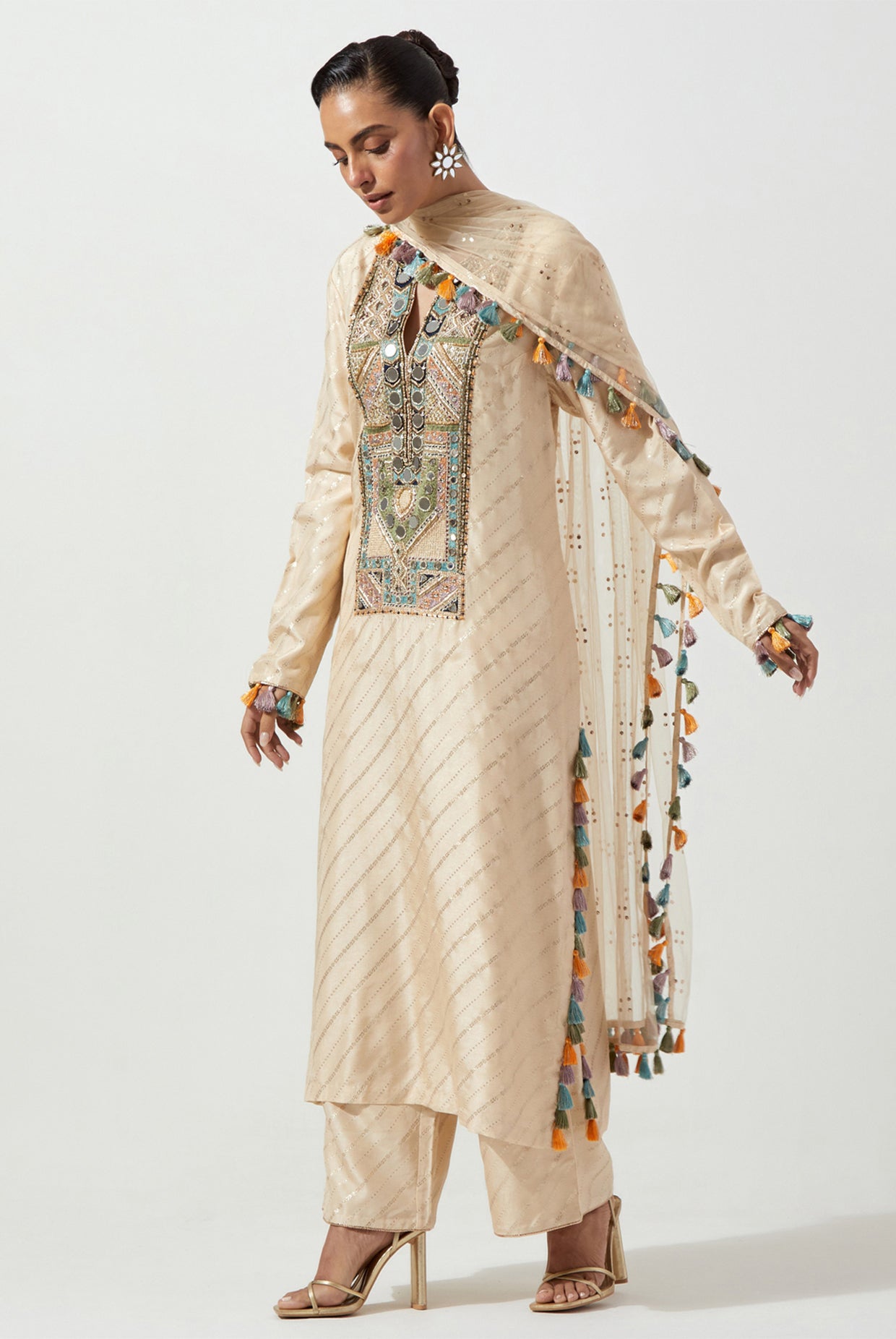 Stone Dola Silk Kurta With Pants & Net Dupatta