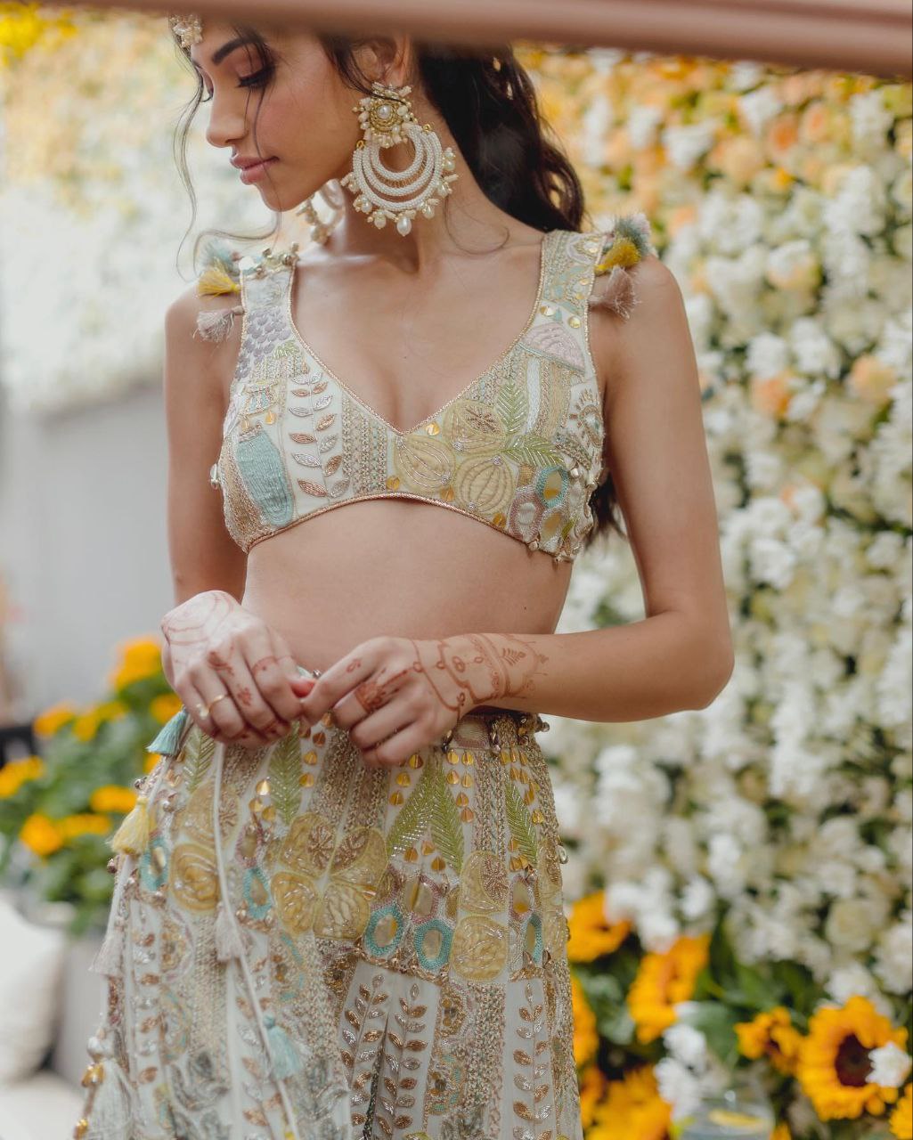 EXCLUSIVE Q&A WITH PAYAL SINGHAL: SHAPING THE FUTURE OF MODERN INDIAN FASHION