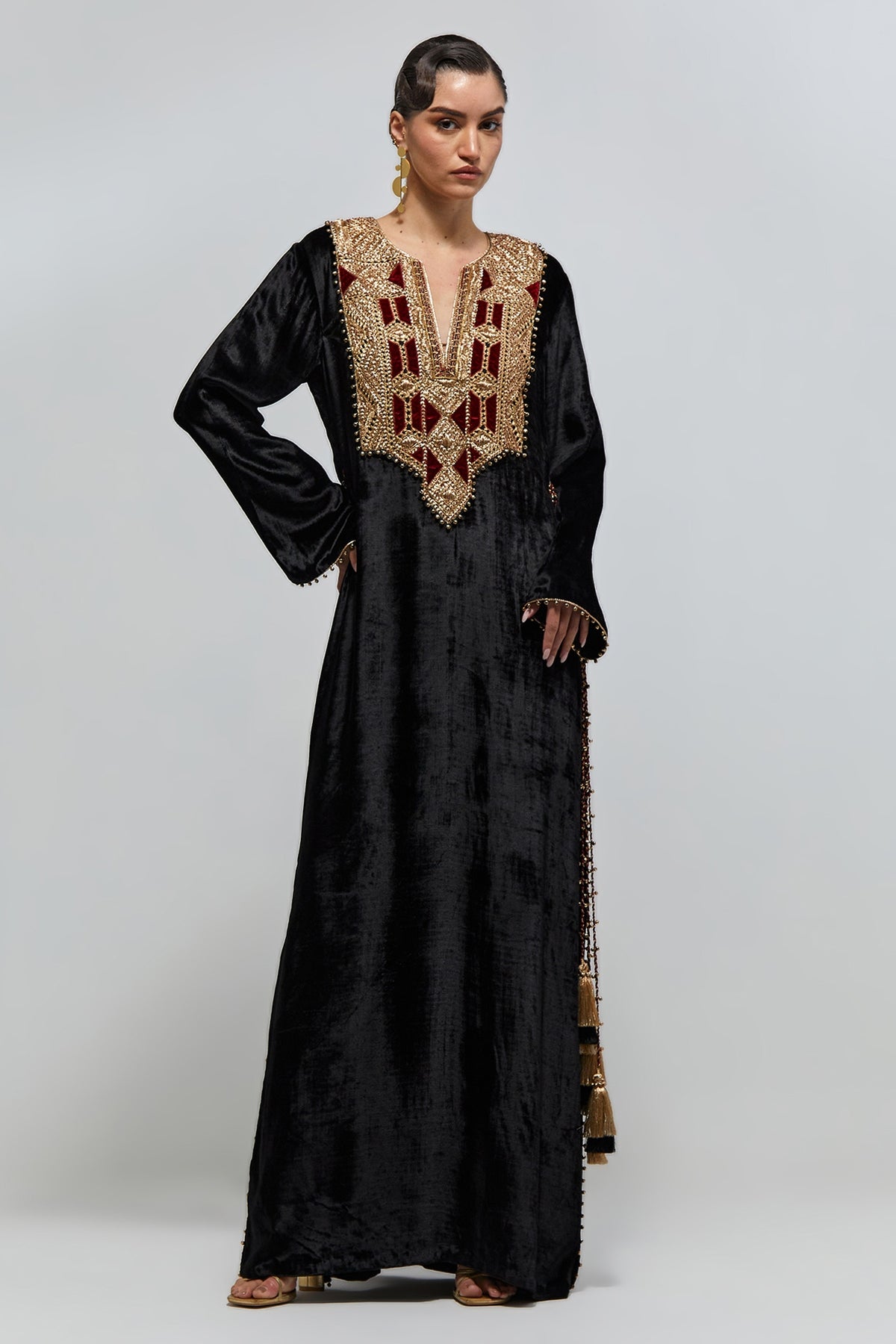 Shiraaz Black Velvet Embroidered Yoke Beyza Kaftan