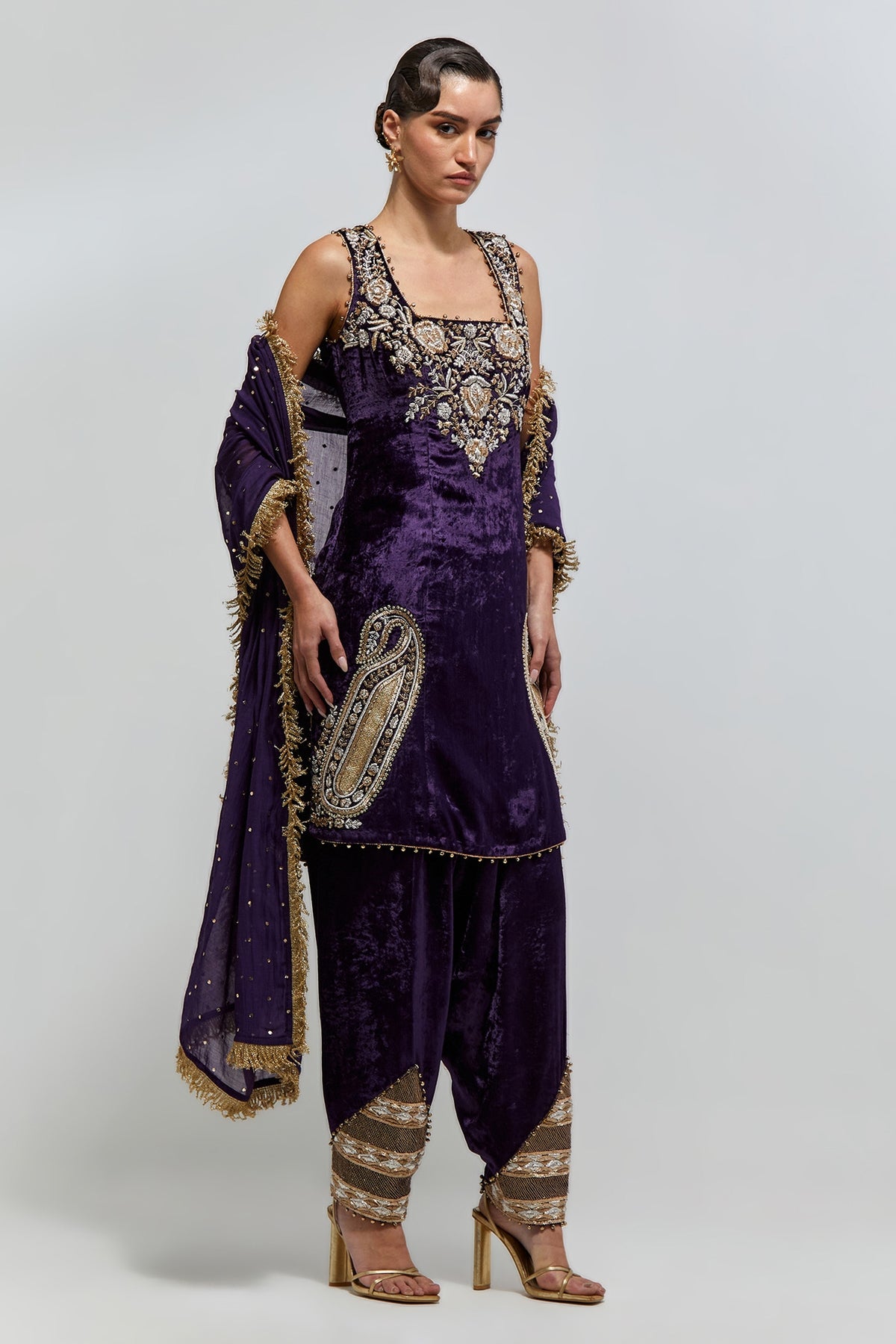 Elara Purple Velvet Embroidered Kurta With Farshi Salwar And Mukaish Silkmul Dupatta