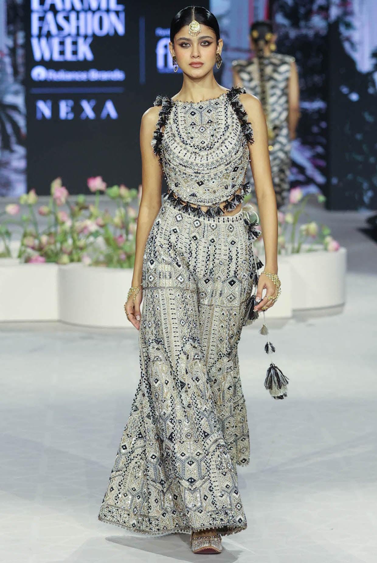 Off White Embroidered Back Tie-Up Choli And Sharara