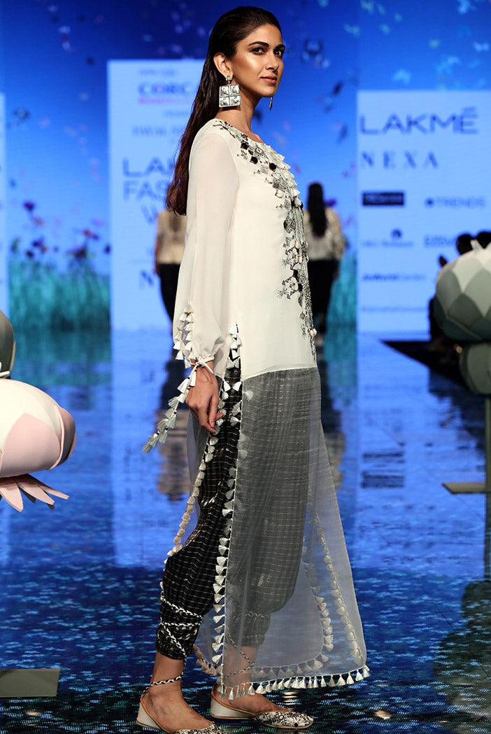 Anosh Chalk White Georgette Kaftan Tunic and Black Chanderi Stripe Jogger Pant