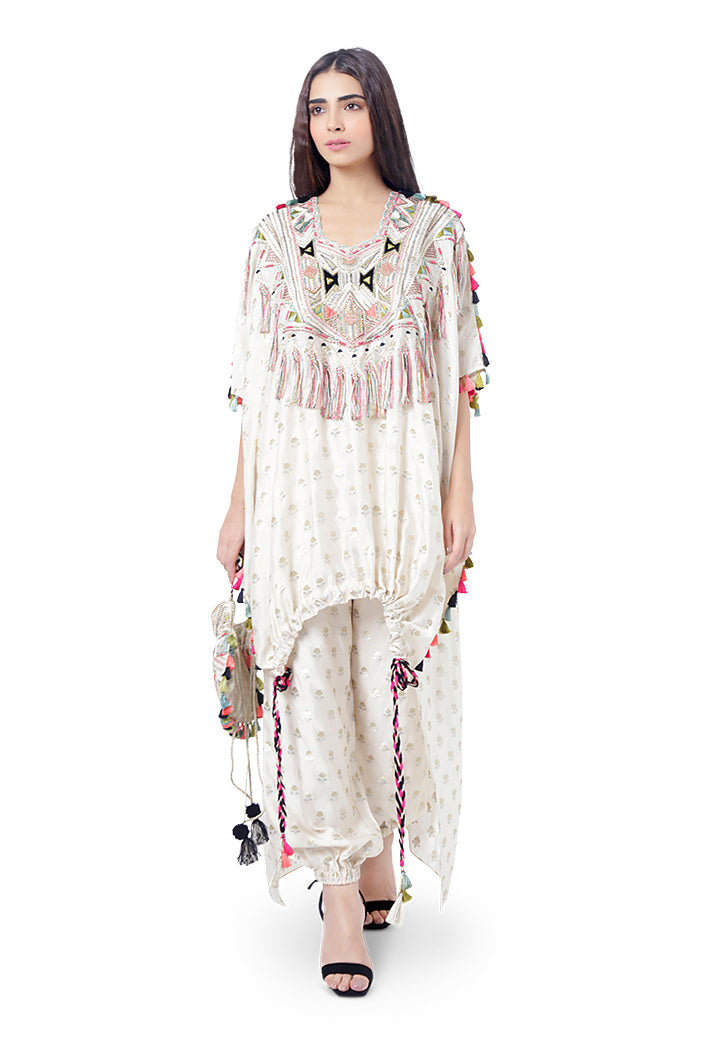 Duha Chalk White Colour Floral Brocade Yoke Embroidered Kaftan with Drawstring Details and Jogger Pant