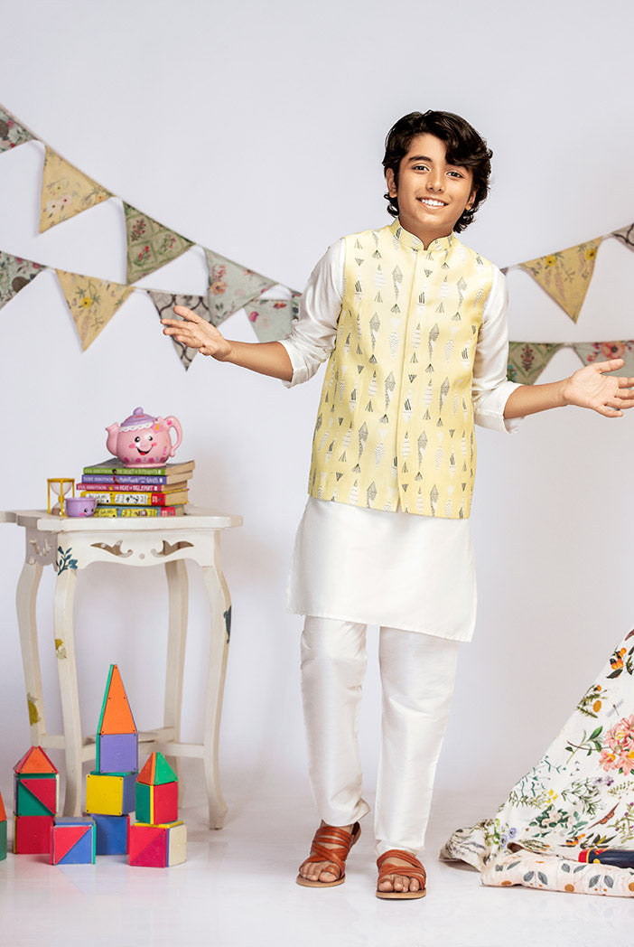 Yellow Printed Silkmul Bandi with Off white Cotton Silk Kurta and Off white Cotton Silk Churidar