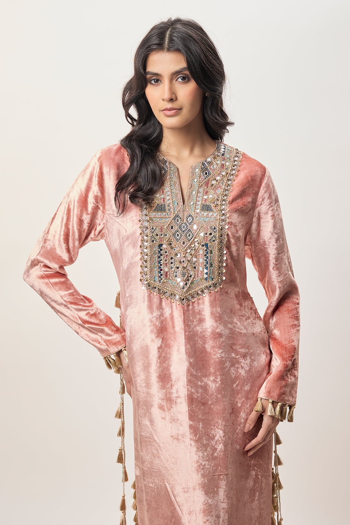 Tara Rose Pink Velvet Embroidered Yoke Beyza Kaftan
