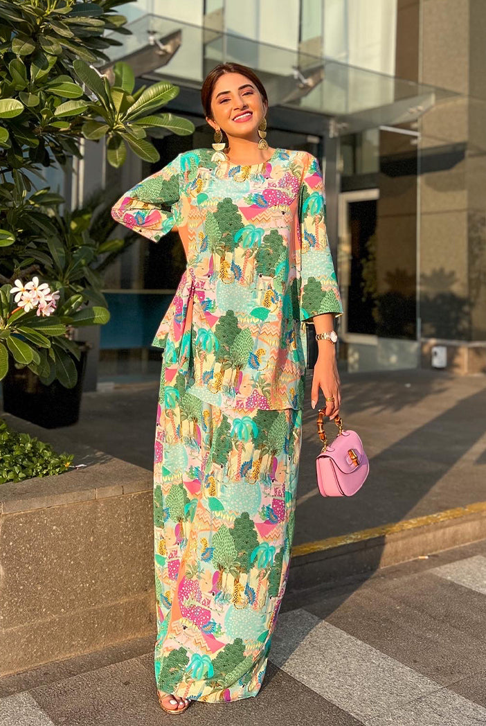 Peach Kuno Print Crepe Top And Palazzo With Tasseled Necklace