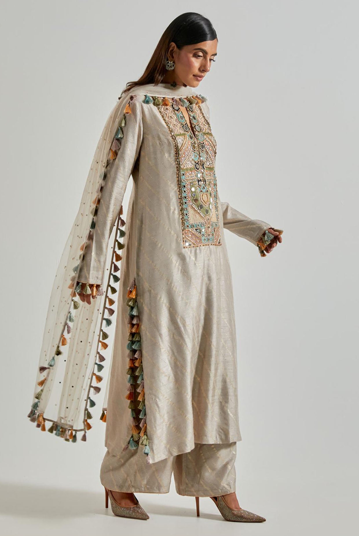 Grey Dola Silk Kurta with Pants & Net Dupatta