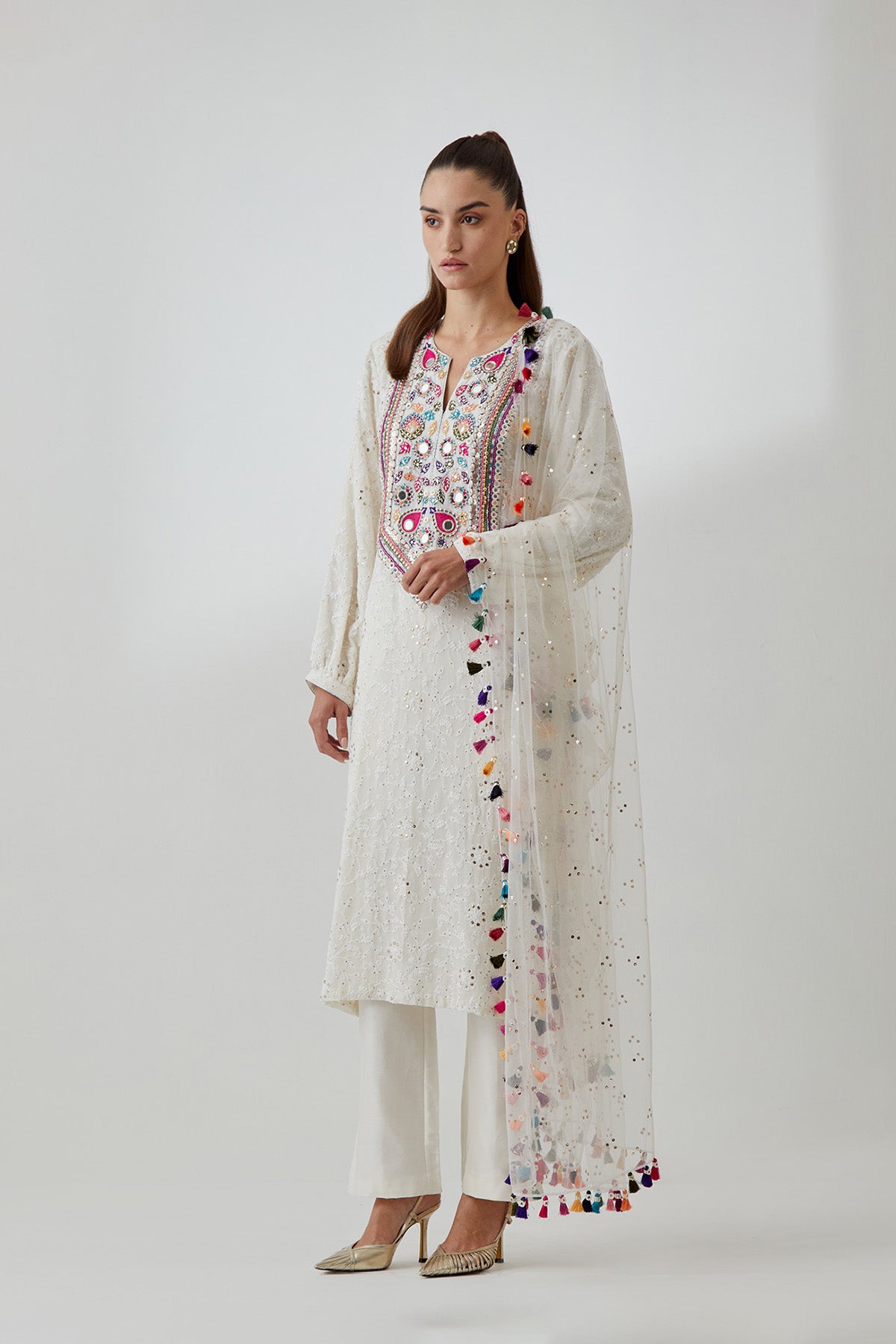 Off-White Chikankari Embroidered Kurta With Silkmul Pants And Mukaish Net Dupatta