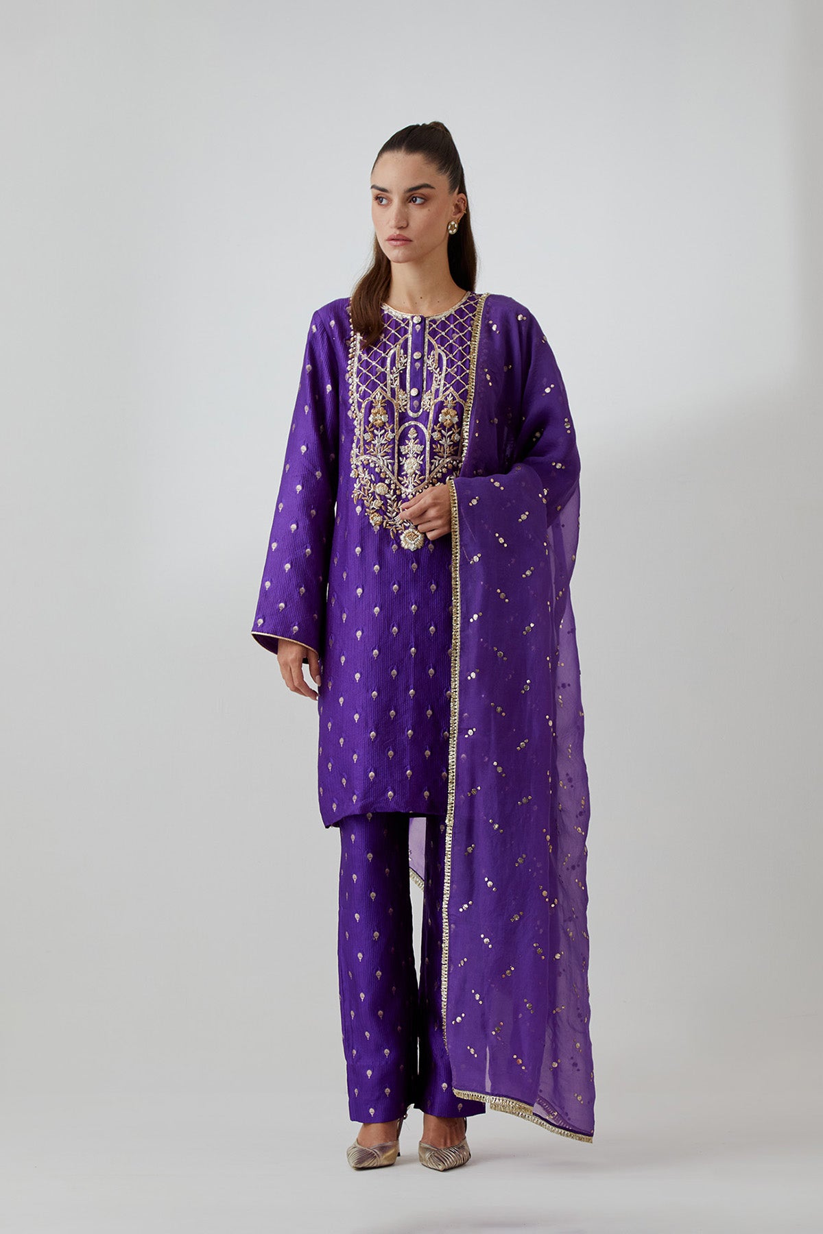 Purple Banarasi Embroidered Yoke Kurta With Pant And Mukaish Organza Dupatta