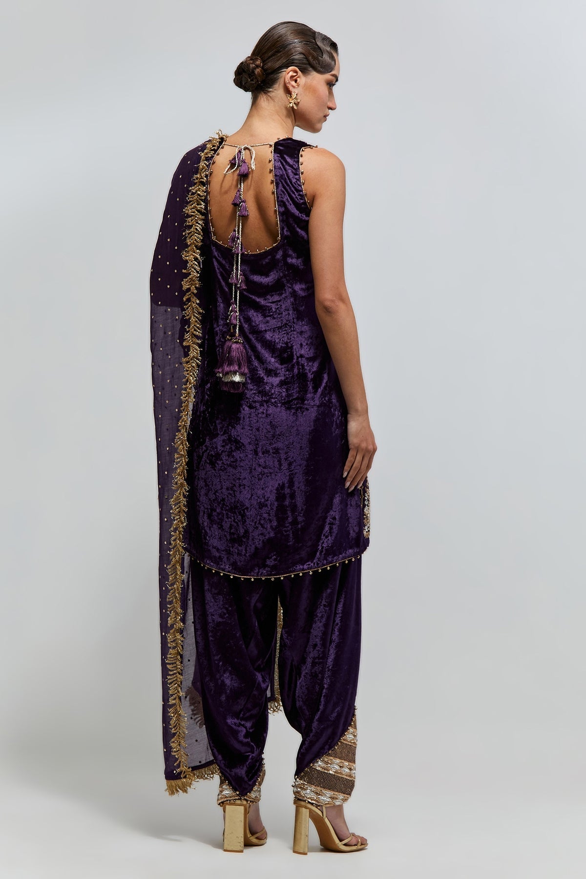 Elara Purple Velvet Embroidered Kurta With Farshi Salwar And Mukaish Silkmul Dupatta