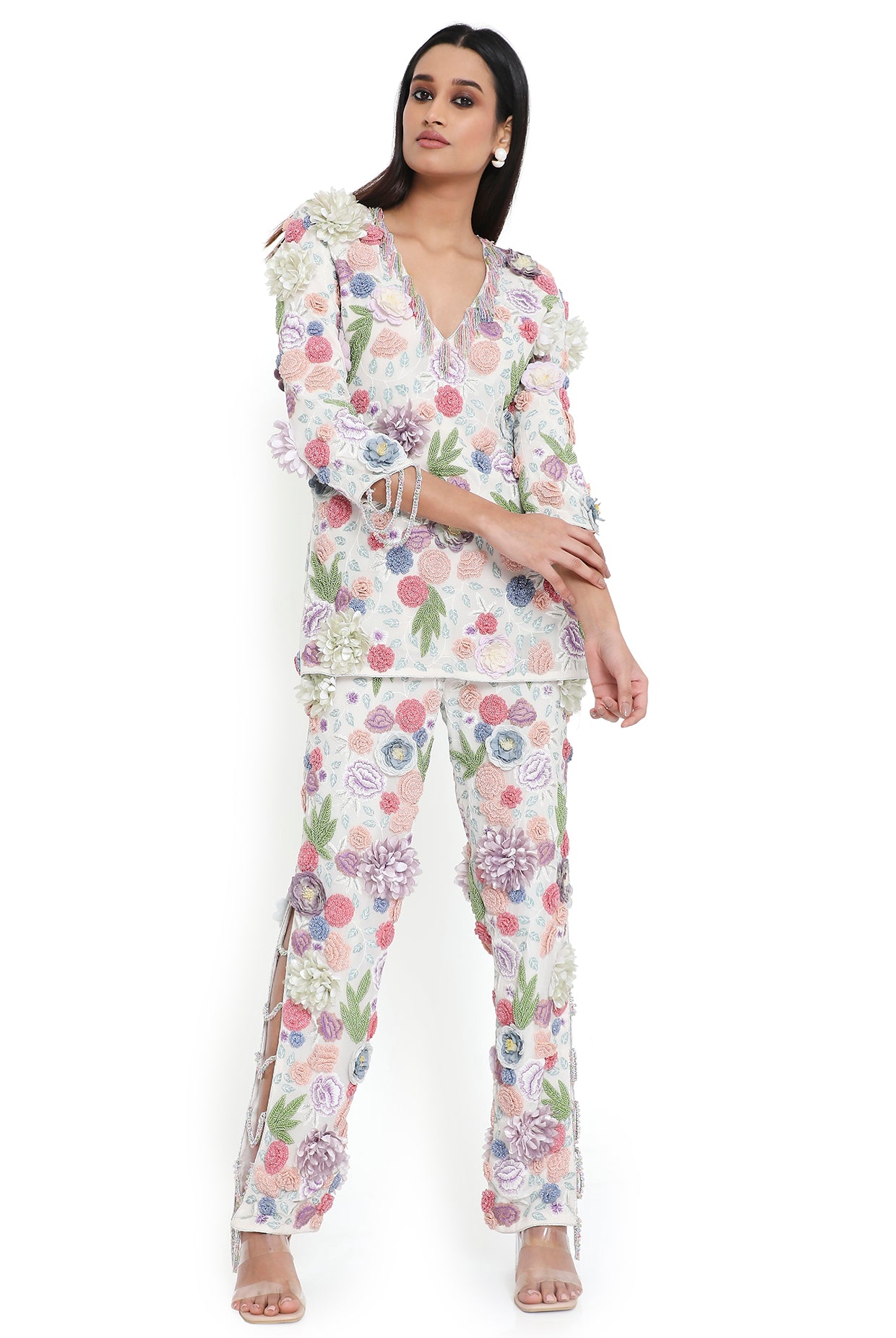 Irene Off White Embroidered Short Kurta And Pant With Metal Chain Hanging