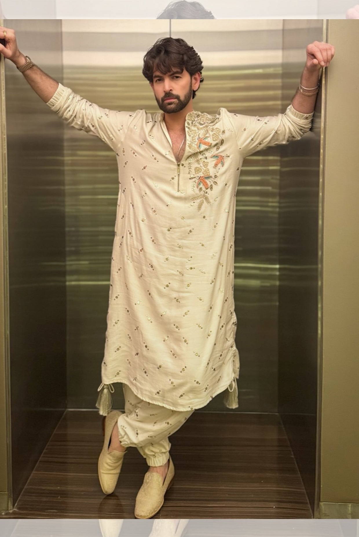 OFF WHITE BOMBER KURTA WITH JOGGER PANTS