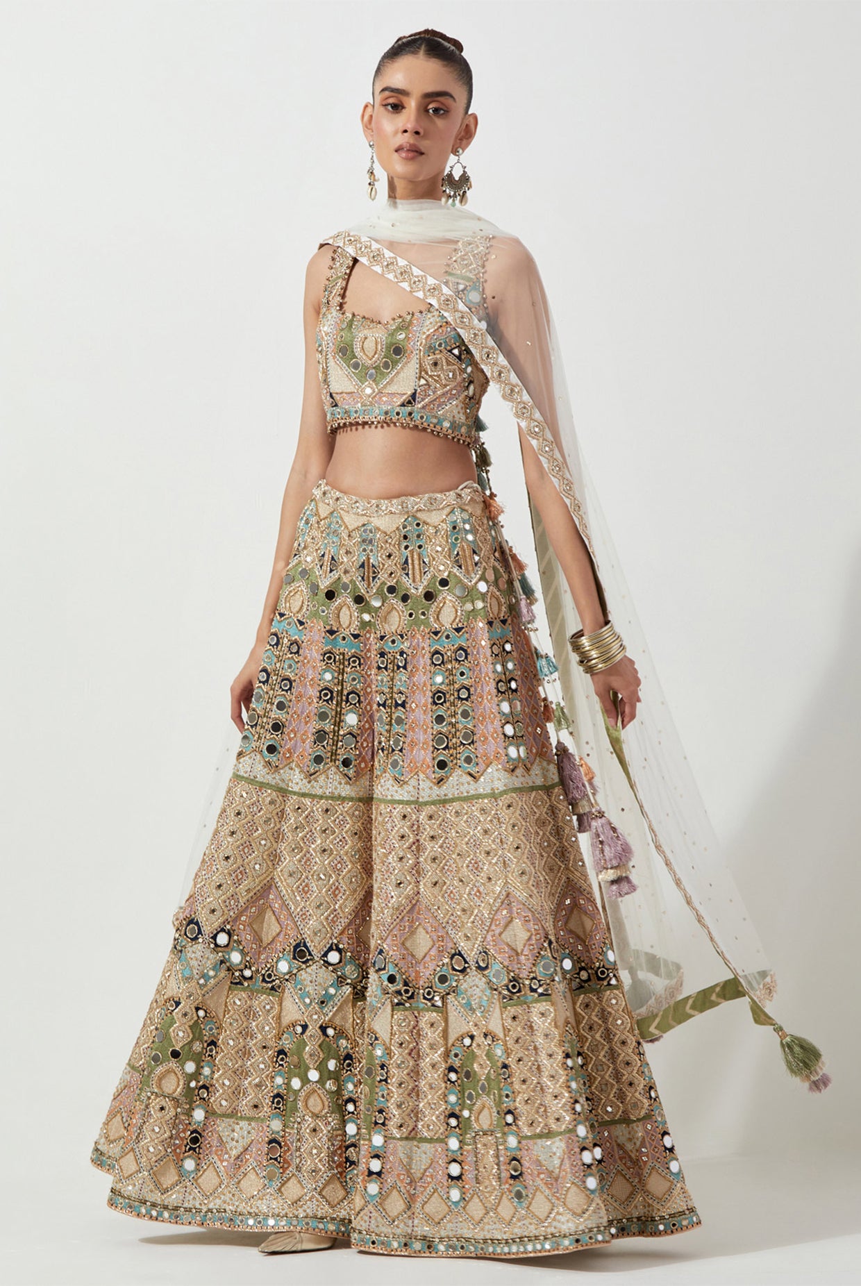 OFF WHITE EMBROIDERED CHOLI AND LEHENGA WITH MUKAISH NET DUPATTA