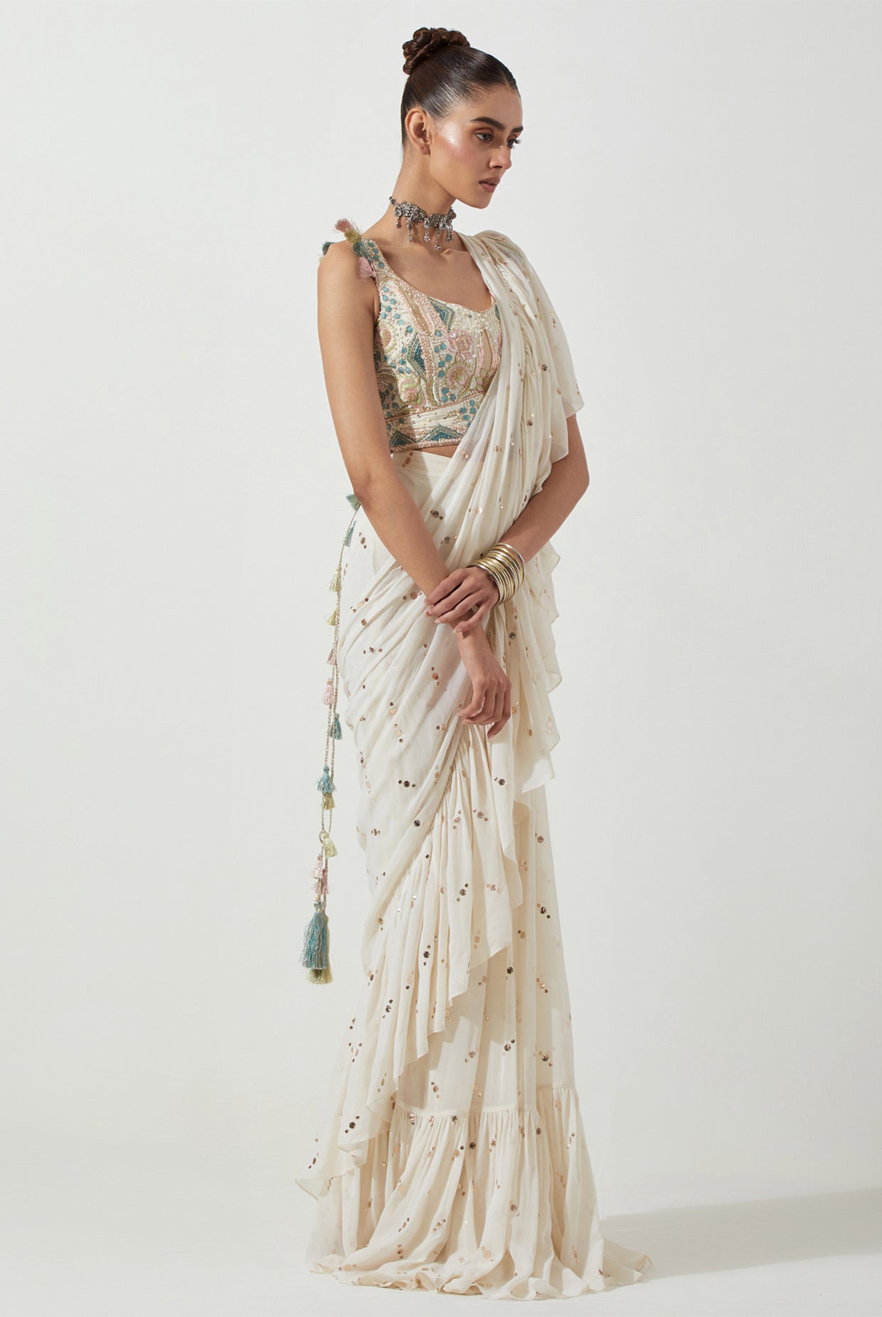 OFF WHITE EMBROIDERED CHOLI WITH FRILL SAREE