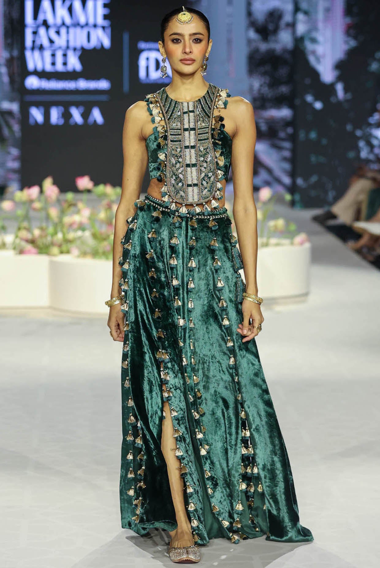 Rania Emerald Green Embroidered Back Tie-Up Choli With Slit Skirt