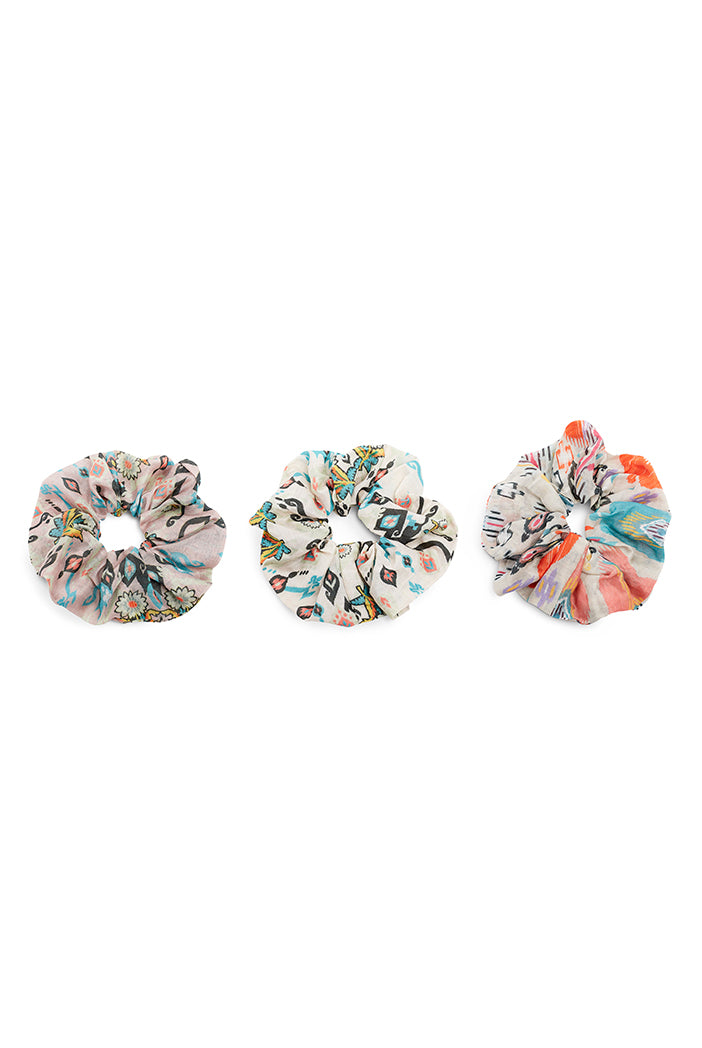 Set of 3 Assorted Silkmul Scrunchies in Signature Prints